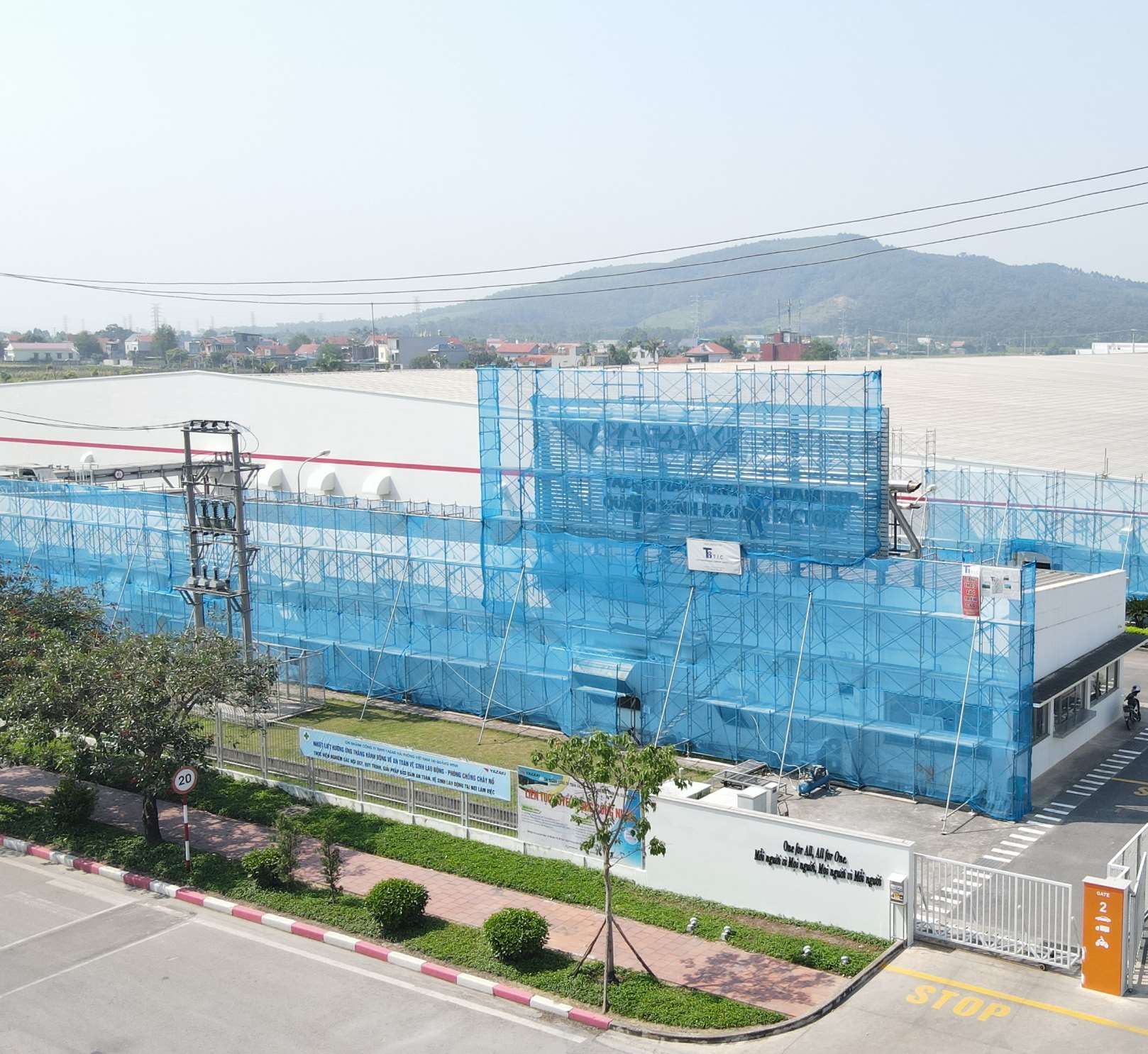 TIC　新築工事　外壁塗装＆圧空システム改修