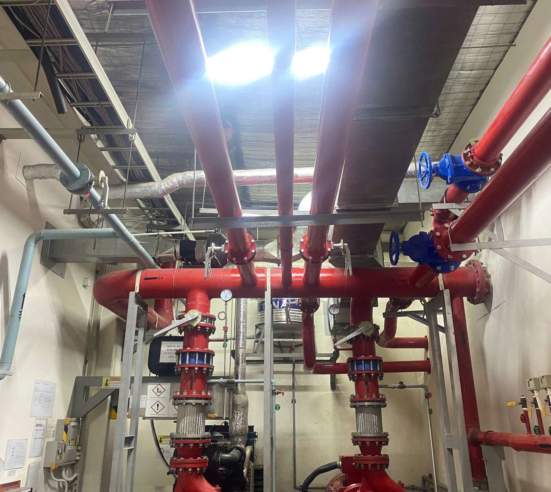 TIC　増築・改修工事　消防指摘後の改修