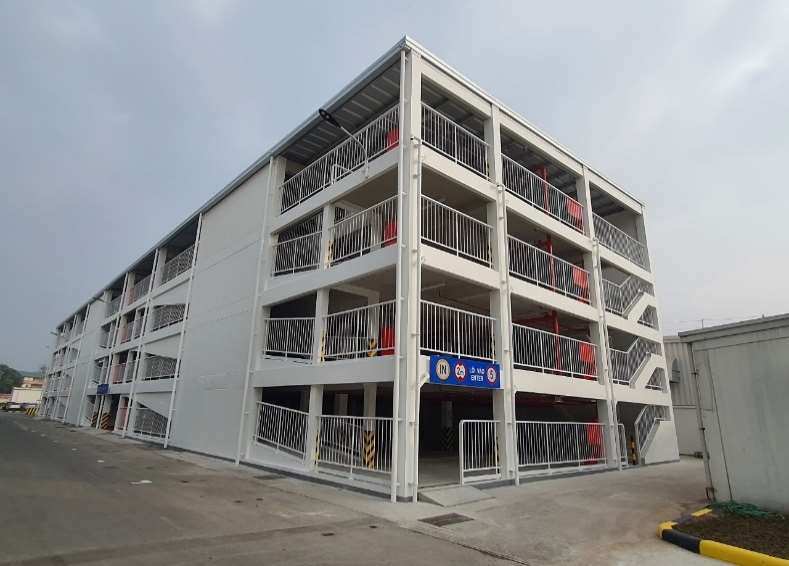 TIC　新築工事　4階建てバイク置場・平面バイク置場